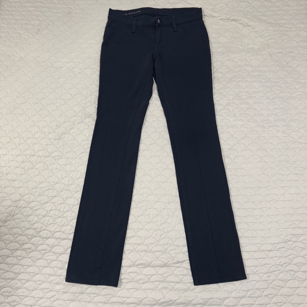 Ann Taylor Modern Fit Pants - Size 4; 33" inseam; Navy